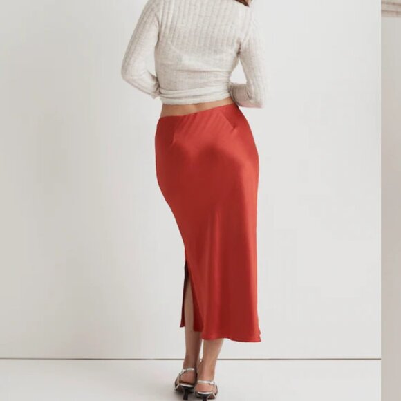 Madewell Layton Midi Slip Skirt in Satin - Picture 4 of 10